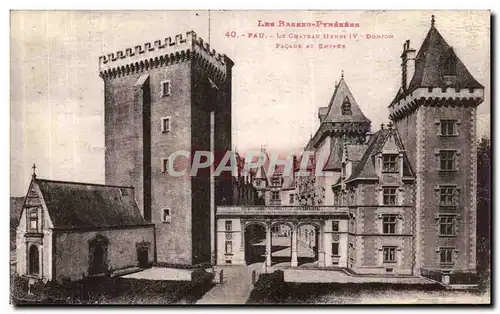 Cartes postales Pau Le Chateau Henri IV Donjon Facade et entree