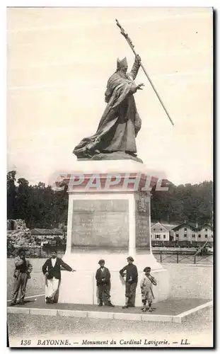 Ansichtskarte AK Bayonne Monument du Cardinal Lavigerie Enfants