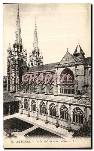 Cartes postales Bayoone La Cathedrale et le Cloitre