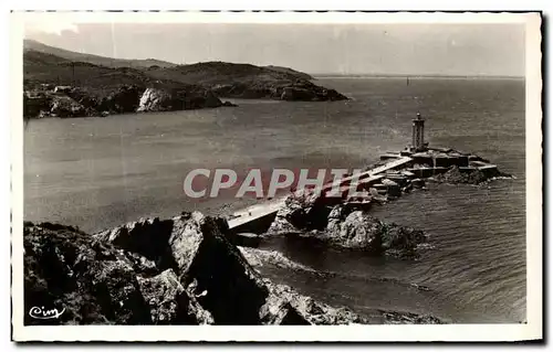 Cartes postales Port Vendres L Entree de la Rade et le Mole