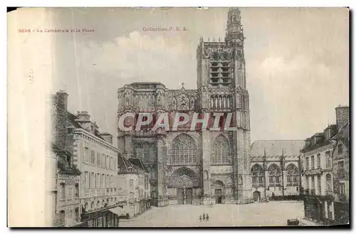 Cartes postales Sens La Cathedrale et la Place