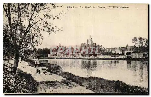 Cartes postales Sens Les Bords de Yonne Le petit hameau