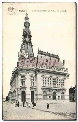 Cartes postales Sens Le nouvel Hotel de Ville vu d angle