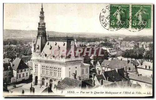 Cartes postales Sens Vue Sur La Quartier Madagascar et l hotel de ville