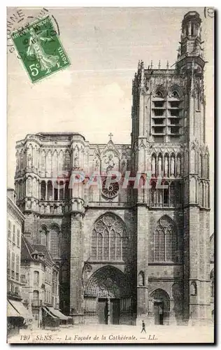 Cartes postales Sens La Facade de la Cathedrale