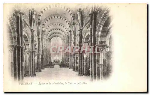 Cartes postales Vezelay Eglise de la Madeleine La Nef