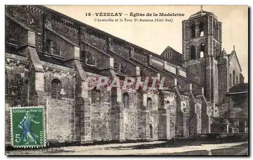 Ansichtskarte AK Vezelay L Eglise de la Madeleine L ensemble et la Tour St antoine