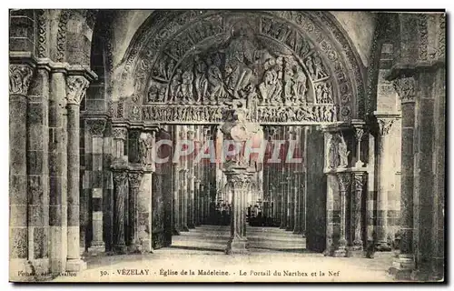 Ansichtskarte AK Vezelay Eglise de la Madeleine Le portail du Narthex et la Nef