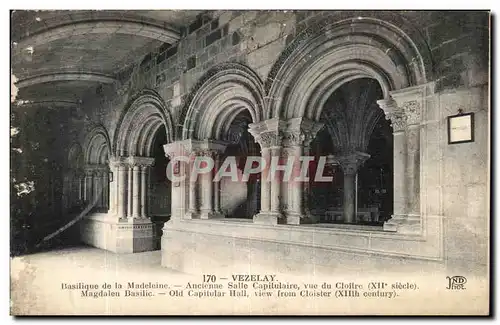 Cartes postales Vezelay Basilique de la Madeleine Ancienne salle capitulaire vue du cloitre