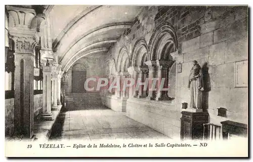 Cartes postales Vezelay Eglise de la Madeleine Le Cloitre et la Salle Capitulaire