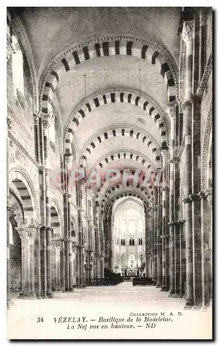 Cartes postales Vezelay Basilique de la Madeleine La Nef Vue En Hauteur