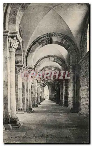 Ansichtskarte AK Vezelay Eglise de la Madeleine Lateral Gauche