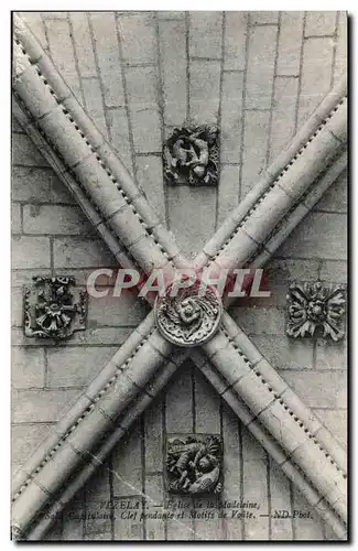 Cartes postales Vezelay Eglise de la Madeleine Salle Capiteriare Clef Pendante et Molifs de Voite