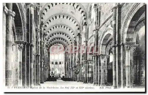 Cartes postales Vezelay Eglise de la Madeleine La Nef