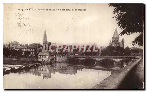 Cartes postales Metz Un Coin de la Ville Vu des bords de la Moselle