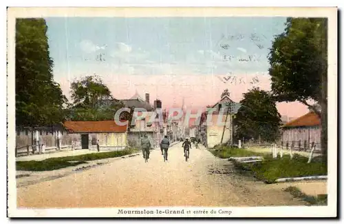 Cartes postales Mourmelon Le Grand et entree du Camp Militaria