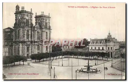 Cartes postales Vitry Le Francois L Eglise La Place d Armes