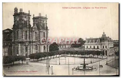 Cartes postales Vitry Le Francois L Eglise La Place d Armes