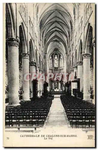 Cartes postales Cathedrale De Chalons Sur Marne La Nef