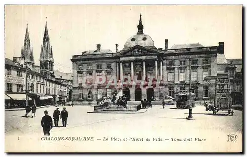 Cartes postales Chalons Sur Marne La Place et L Hotel de Ville