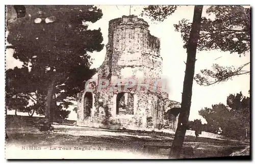 Cartes postales Nimes La Tour Magne