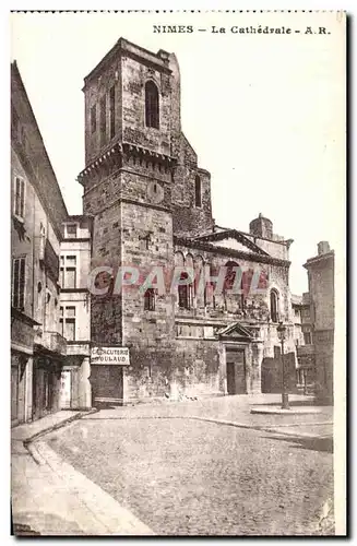 Cartes postales Nimes La Cathedrale