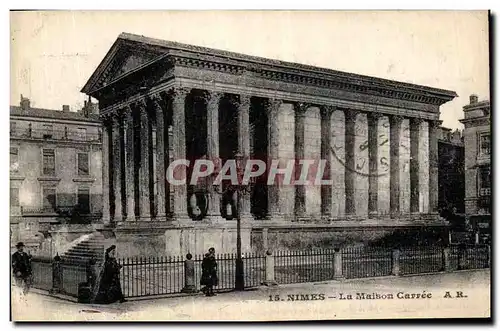 Cartes postales Nimes La Maison Carree