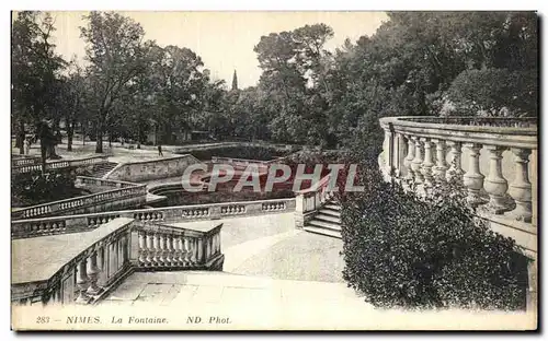 Cartes postales Nimes La Fontaine