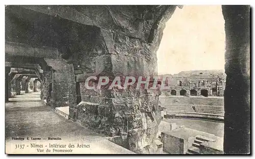 Ansichtskarte AK Nimes Interieur Des Arenes Vue du Promenoir