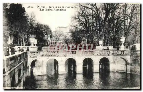 Ansichtskarte AK Nimes Jardin De la Fontaile Bains Romains