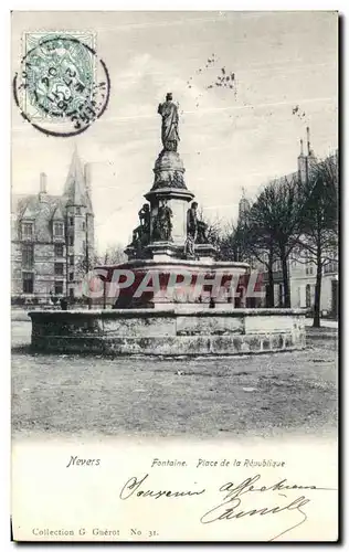 Ansichtskarte AK Nevers Fontaine Place de la Republique