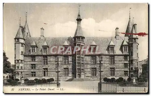 Cartes postales Nevers Le Palais Ducal