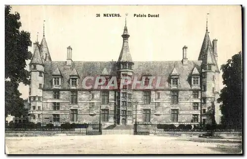 Cartes postales Nevers Palais Ducal