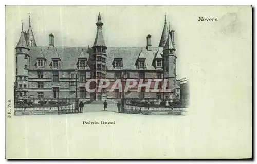 Cartes postales Nevers Palais Ducal