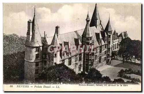 Cartes postales Nevers Palais Ducal