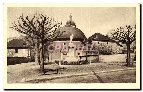 Cartes postales Villard Bonnot L Eglise Au fond la Dent de Crolles