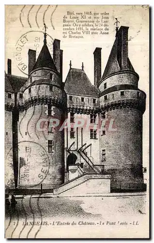 Cartes postales Langeais L Entree du Chateau Le pont Levis