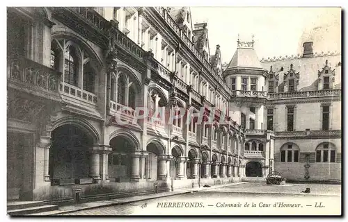 Ansichtskarte AK Pierrefonds Colonnade de la Cour d Honneur