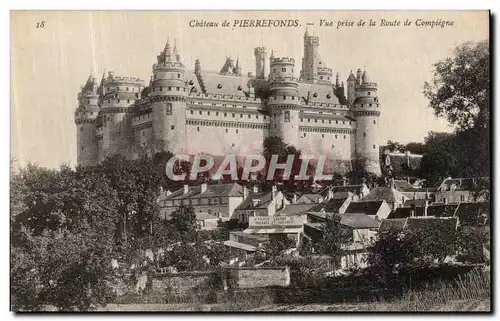 Ansichtskarte AK Chateau de Pierrefonds Vue prise de la Route de Compiegne