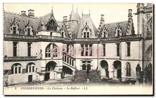 Ansichtskarte AK Pierrefonds Le Chateau Le Beffroi