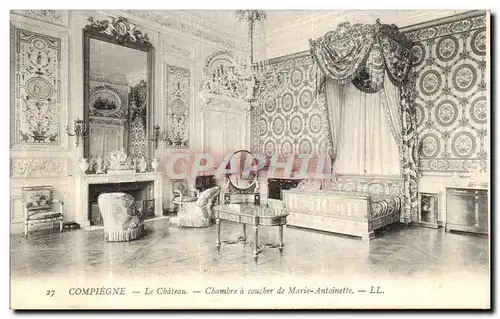 Cartes postales Compiegne Le Chateau Chambre a Coucher de Marie Antoinette