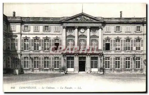 Ansichtskarte AK Compiegne Le Chateau La Facade