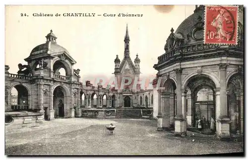 Cartes postales Chateau De Chantilly Cour d Honneur