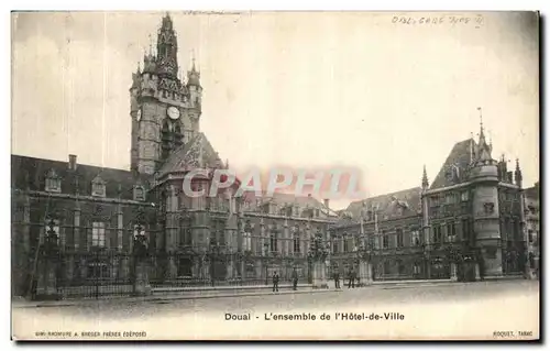 Cartes postales Douai L Ensemble de l Hotel de Ville