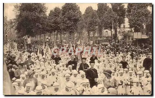 Cartes postales Lille Cinquantenaire des congres eucharistiquues internationaux Cardinal Liegart Procession des