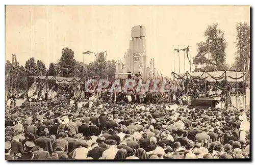 Cartes postales Lille Cinquantenaire des congres eucharistiquues internationaux Cardinal Liegart La foule et les