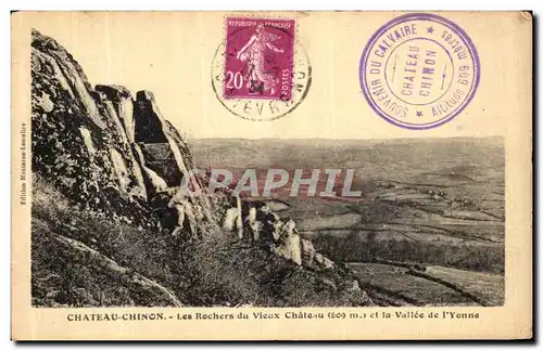 Cartes postales Chateau Chinon Les Rochers du Vieux Chateau et la vallee de l Yonne