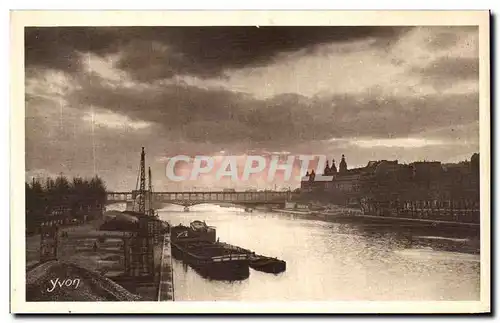 Cartes postales Paris Coucher de Soleil sur la Seine Quai de Passy