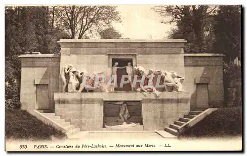 Cartes postales Paris Cimetiere du Pere Lachaise Monument aux Morts Militaria