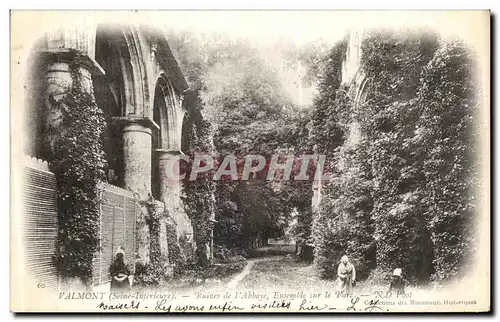 Cartes postales Valmont Ruines de l Abbaye Ensemble Sur le Parc